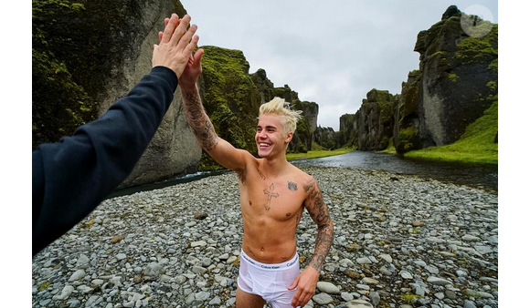 Justin Bieber a rajouté une photo de lui à son compte Instagram.