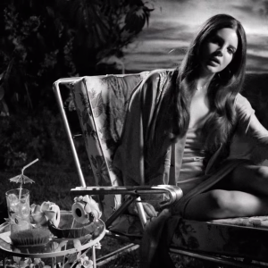 Image extraite du nouveau clip de Lana Del Rey, Music To Watch Boys To, septembre 2015.