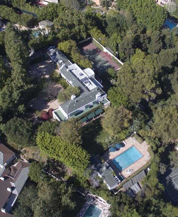 Taylor Swift vient d'acquérir la somptueuse propriétéde Samuel Goldwyn à Beverly Hills, en Californie. Le 1er octobre 2015