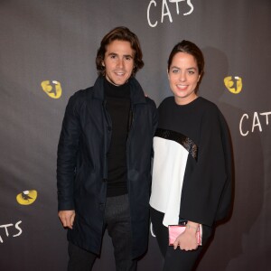 Anouchka Delon et son compagnon Julien Dereims - Première de la comédie musicale "Cats" au théâtre Mogador à Paris, le 1er octobre 2015.