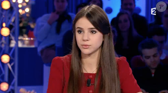 Marina Kaye remet Yann Moix à sa place dans l'émission On n'est pas couché sur France 2, le 3 octobre 2015.