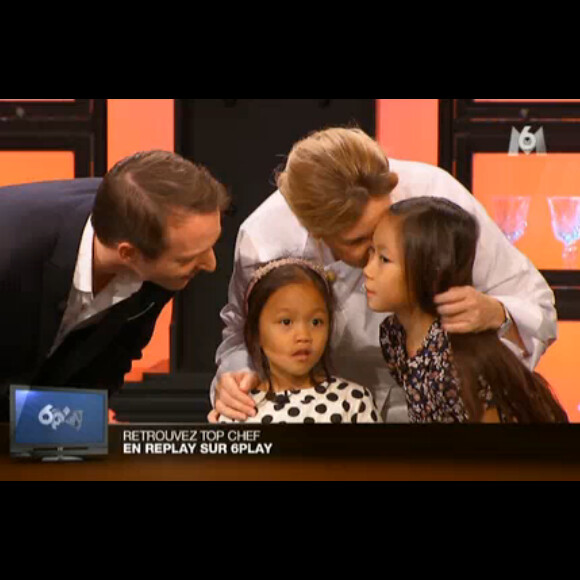Stéphane Rotenberg, Hélène Darroze et ses deux filles Quitterie et Charlotte, dans Top Chef 2015, le 9 mars 2015 sur M6.