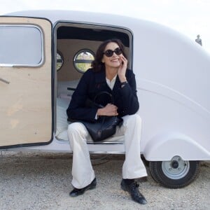 Inès de la Fressange - Défilé Bonpoint à l'Orangerie du Jardin du Luxembourg à l'occasion des 40 ans de la marque le 3 octobre 2015 à Paris.