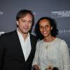 Exclusif - Vincent Perez et sa femme Karine Silla - Dîner de gala au profit de la Fondation ARC pour la recherche contre le cancer du sein à l'hôtel Peninsula à Paris le 1er octobre 2015