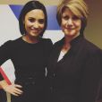 Demi Lovato a rencontré Linda Rosenberg, membre du National Council, à Washington pour parler des troubles de la sante méntale et comment en venir à bout photo postée sur Instagram, octobre 2015.