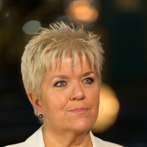 Exclusif - Mimie Mathy, aux Folies Bergère à Paris, le 28 mars 2015.