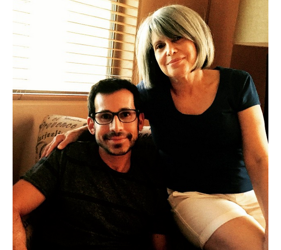 Jon Wellner a rajouté une photo de lui et sa mère sur sa page Instagram