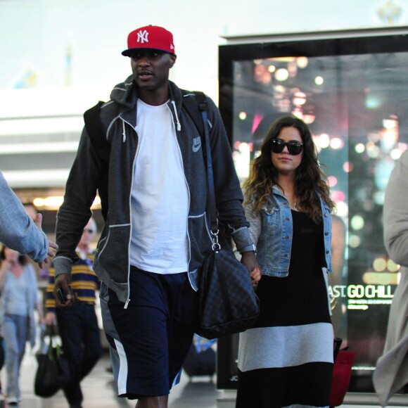 Lamar Odom et Khloe Kardashian arrivent à l'aéroport de JFK, le 19 juin 2012 à New york