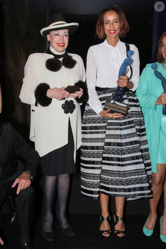 Geneviève de Fontenay, Sonia Rolland (Sonia, habillée par Georges Hobeika, a reçu le prix de la femme humanitaire de l'année) - Soirée de remise des prix de la 12ème édition du TROFEMINA (prix décerné à des femmes d'exception) au pavillon Royal à Paris, le 14 octobre 2015.