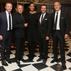 Guest, Roland Escaig (créateur du Trofémina), Christine Kelly (présidente du jury), Bernard Montiel, guest - Soirée de remise des prix de la 12ème édition du TROFEMINA (prix décerné à des femmes d'exception) au pavillon Royal à Paris, le 14 octobre 2015