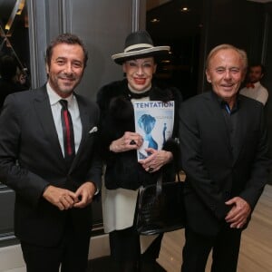 Bernard Montiel, Geneviève de Fontenay, Roland Escaig (créateur du Trofémina) - Soirée de remise des prix de la 12ème édition du TROFEMINA (prix décerné à des femmes d'exception) au pavillon Royal à Paris, le 14 octobre 2015.