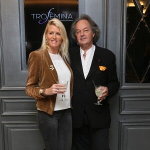 Gonzague Saint Bris et une amie - Soirée de remise des prix de la 12ème édition du TROFEMINA (prix décerné à des femmes d'exception) au pavillon Royal à Paris, le 14 octobre 2015.