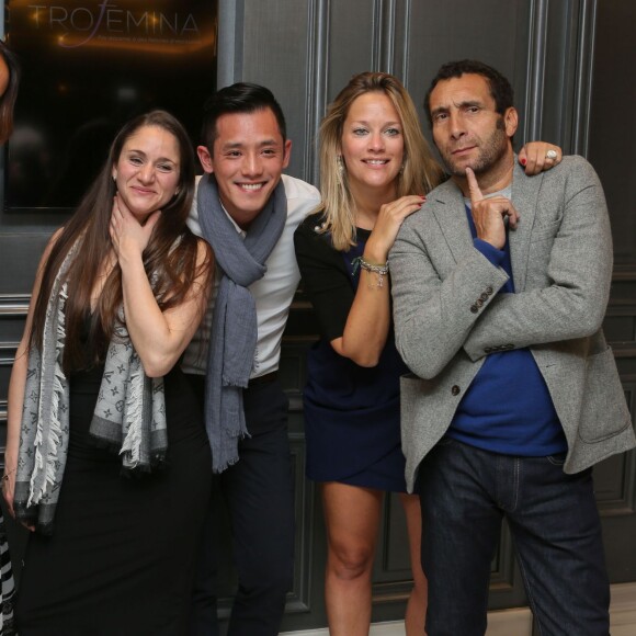 Sonia Rolland (Sonia, habillée par Georges Hobeika, a reçu le prix de la femme humanitaire de l'année), Anaïs Foray, guest, Zinedine Soualem et sa compagne Caroline Faindt - Soirée de remise des prix de la 12ème édition du TROFEMINA (prix décerné à des femmes d'exception) au pavillon Royal à Paris, le 14 octobre 2015.