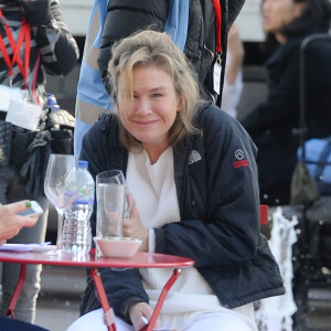 Renée Zellweger  sur le tournage de "Bridget Jones 3" dans la gare de St Pancras à Londres le 9 octobre 2015.