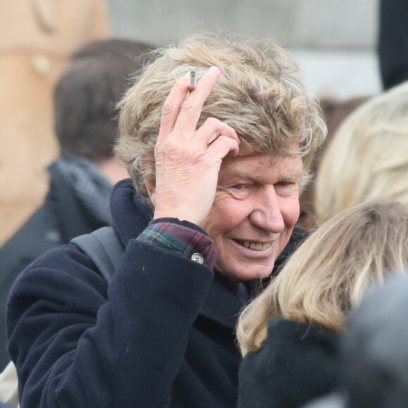 Exclusif - Étienne Chatiliez - Obsèques de Jean-Jacques Grimblat au crématorium du Père-Lachaise à Paris le 15 octobre 2015.