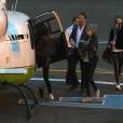  Exclusif - Cara Delevingne, sa soeur Poppy Delevingne et Kendall Jenner montent à bord d'un hélicoptère à Londres, le 10 octobre 2015.  