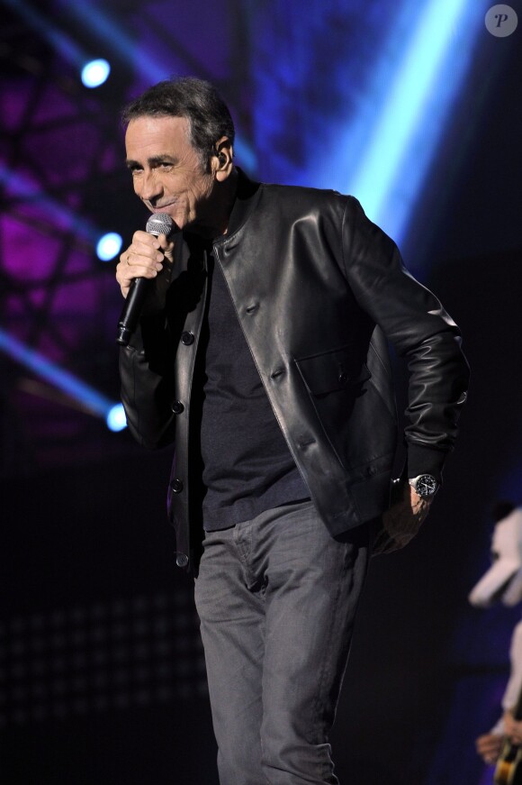 Exclusif - Alain Chamfort - Enregistrement de l'émission "La Chanson de l'Année, Fête de la Musique" à Nîmes présentée par Nikos Aliagas pour TF1 le 20 juin 2015.