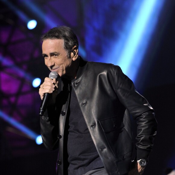 Exclusif - Alain Chamfort - Enregistrement de l'émission "La Chanson de l'Année, Fête de la Musique" à Nîmes présentée par Nikos Aliagas pour TF1 le 20 juin 2015.