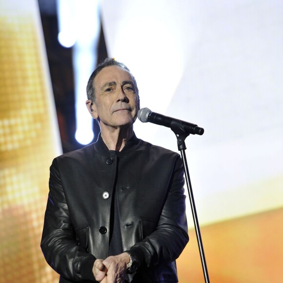 Exclusif - Alain Chamfort - Enregistrement de l'émission "La Chanson de l'Année, Fête de la Musique" à Nîmes présentée par Nikos Aliagas pour TF1 le 20 juin 2015.
