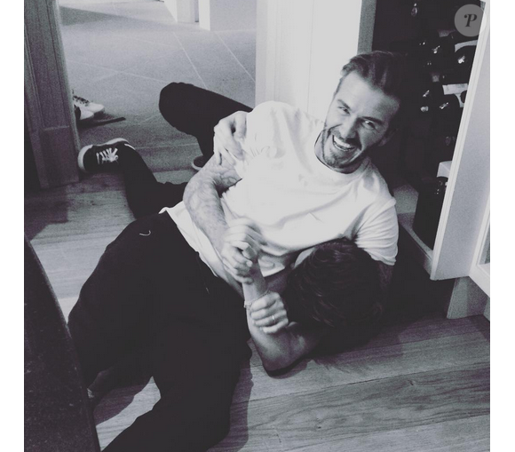 David Beckham et son fils aîné Brooklyn se chamaillent sur les réseaux sociaux / photo postée sur Instagram.