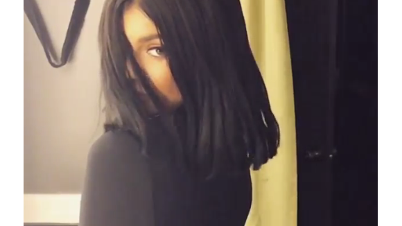 Kylie Jenner : Exit le blond et les extensions, la star dévoile sa nouvelle tête