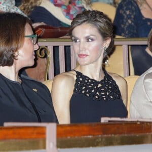 La reine Letizia d'Espagne assistait le 22 octobre 2015, au Théâtre Jovellanos à Gijon, à un hommage rendu à Francis Ford Coppola en présence du cinéaste, lauréat du Prix Princesse des Asturies des Arts 2015.