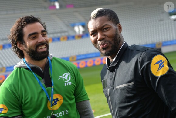 Yoann Huget et Djibril Cissé lors des Journées Nationales de l'arbitrage au stade Jean Bouin le 21 octobre 2015 à Paris