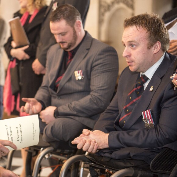 Le prince Harry assistait le 22 octobre 2015 à une messe en mémoire des militaires victimes des explosifs aléatoires à Londres, en la cathédrale St Paul.