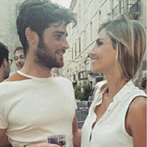 Alexandra Rosenfeld et son beau brun. Début octobre 2015.