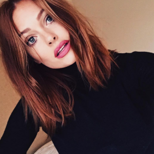 Caroline Receveur est devenue rousse / photo postée sur Instagram.