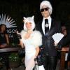 Fergie en Choupette et Josh Duhamel en Karl Lagerfeld arrivent à la soirée d'Halloween de la marque Casamigos le 30 octobre 2015