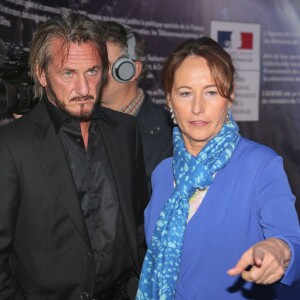 Ségolène Royal reçoit Sean Penn pour une réunion de travail sur la reforestation d'Haïti au Ministère de l"écologie à Paris. Le 1er novembre 2015