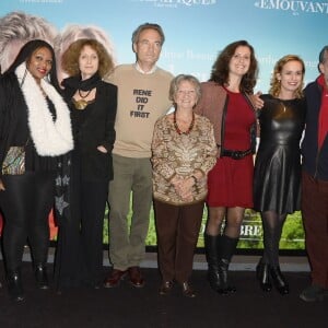 Sabine Pakora, Noëlle Châtelet, Gilles Cohen, Marthe Villalonga, Pascale Pouzadoux, Sandrine Bonnaire et Antoine Duléry - Avant-première du film "La Dernière Leçon" au cinéma UGC Bercy à Paris, le 3 novembre 2015