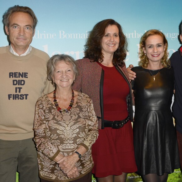 Gilles Cohen, Marthe Villalonga, Pascale Pouzadoux, Sandrine Bonnaire et Antoine Duléry - Avant-première du film "La Dernière Leçon" au cinéma UGC Bercy à Paris, le 3 novembre 2015.