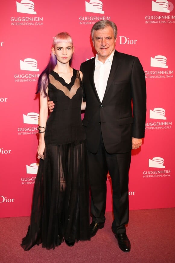 Grimes et Sidney Toledano lors de la soirée inaugurale du gala international Guggenheim présenté par Christian Dior au musée Solomon R. Guggenheim. New York, le 4 novembre 2015.
