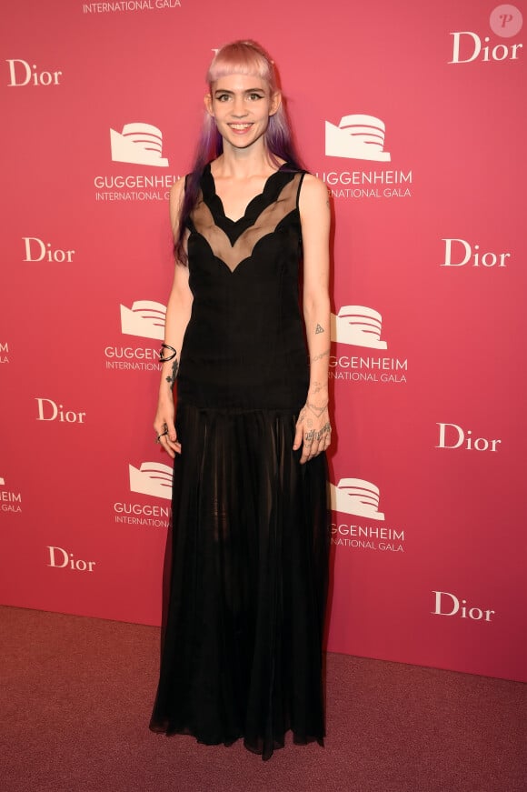 Grimes lors de la soirée inaugurale du gala international Guggenheim présenté par Christian Dior au musée Solomon R. Guggenheim. New York, le 4 novembre 2015.