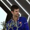 Novak Djokovic présente son trophée à la presse, aprés sa victoire en finale du BNP Paribas Masters face à Andy Murray à l'Accor Hotels Arena à Paris le 8 novembre 2015.