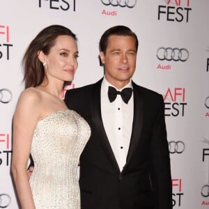 Brad Pitt et sa femme Angelina Jolie - Avant-première du film "By the Sea" lors du gala d'ouverture de l'AFI Fest à Hollywood, le 5 novembre 2015.