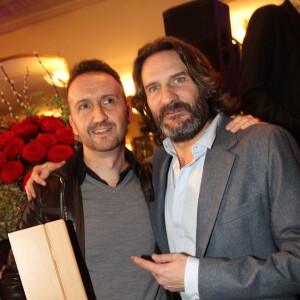 Jean-Noel Orengo ( Prix de Flore 2015 ) et Frédéric Beigbeder - au café Flore  à Paris, le 10 novembre 2015