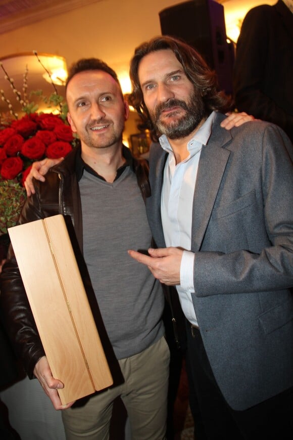Jean-Noel Orengo ( Prix de Flore 2015 ) et Frédéric Beigbeder - au café Flore  à Paris, le 10 novembre 2015