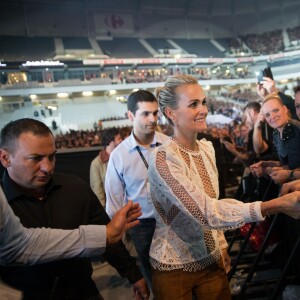 Exclusif - Laeticia Hallyday - Concert de Johnny Hallyday au Grand Stade Métropole (Stade Pierre Mauroy) à Lille - Jour 1 - Le 9 octobre 2015 © Cyril Moreau / Bestimage.