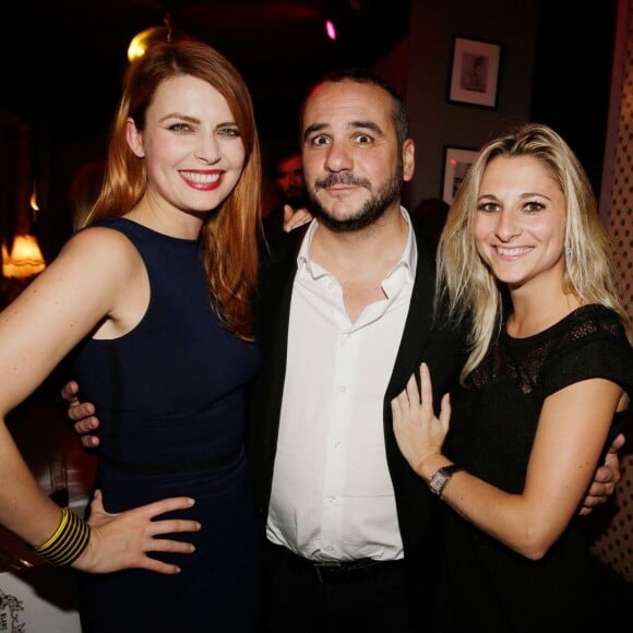 Elodie Frégé, François-Xavier Demaison et Anaïs Tihay lors de la soirée Les Interdites au club Le Chacha à Paris, le 3 novembre 2015