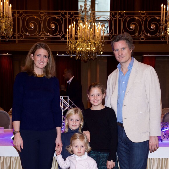 Exclusif - Zelda Wittgenstein, son mari Olivier Le Maire, et leurs enfants, Alma, Heloise et Madeleine, au goûter organisé par le fondateur des Kapla au Plaza Athénée à Paris, le 8 novembre 2015.