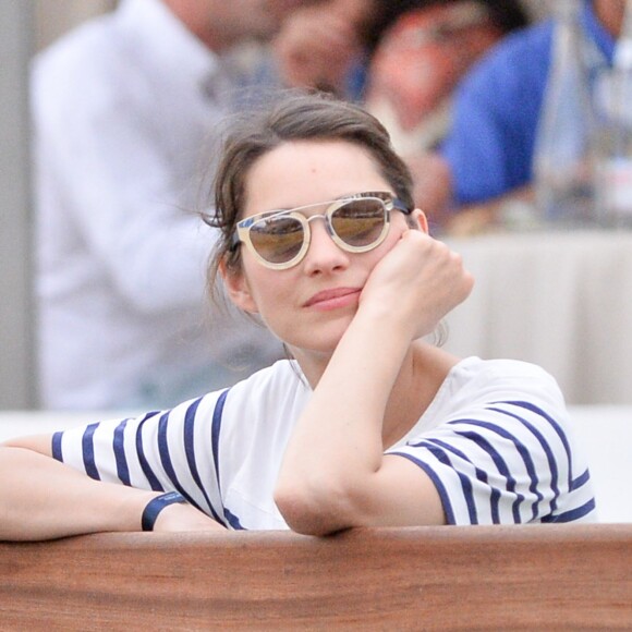 Marion Cotillard - Reconnaissance du parcours lors du Longines Paris Eiffel Jumping au Champ-de-Mars à Paris, le 4 juillet 2015.