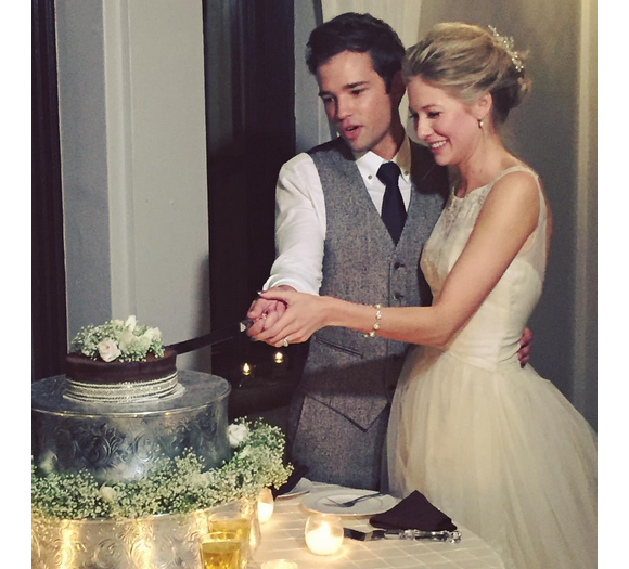 Nathan Kress et sa chérie London Elise Moore se sont dit "Oui" le 15 novembre 2015 lors d'une cérémonie en extérieure à Los Angeles / photo postée sur Instagram.