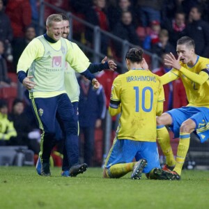 La Suède de Zlatan Ibrahimovic a pu fêter sa qualification pour l'Euro 2016 après son match nul contre le Danemark le 17 novembre 2015 à Copenhague