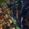 Hommage aux victimes des attentats de Paris une semaine après devant Le Bataclan - Paris le 20 Novembre 2015 - © Lionel Urman / Bestimage