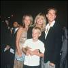 Goldie Hawn avec ses enfants - Oliver, Kate et Wyatt - à Los Angeles en 1996.