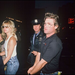 Goldie Hawn et Kurt Russell avec leurs enfants, en novembre 1988.