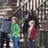 Liv Tyler avec son compagnon Dave Gardner et leurs fils Milo et Grey à la sortie de son domicile à New York, le 12 avril 2015